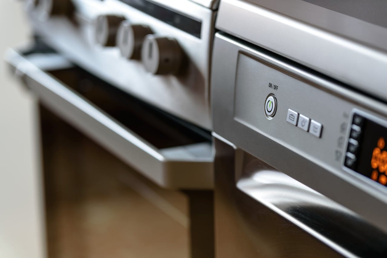 Struggling to Replace a Broken Appliance? Try This Smart Payment Option